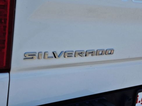 Certified 2024 Chevrolet Silverado 1500 LT AWD/4WD image 30