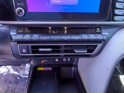 Certified 2025 Toyota Camry SE FWD image 20