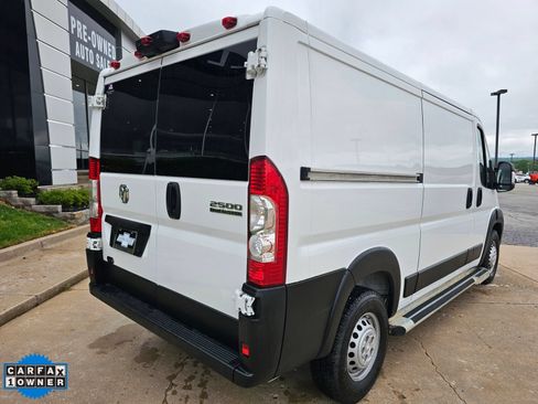 Used 2025 RAM ProMaster 2500 w/ U-Haul Equipment Group FWD image 3