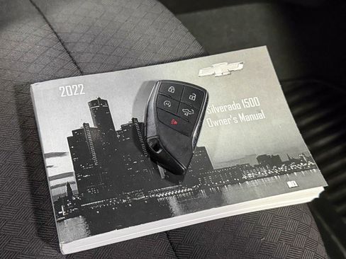 Used 2022 Chevrolet Silverado 1500 RST w/ Z71 Off-Road Package image 41