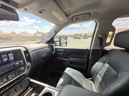 Used 2018 GMC Sierra 1500 SLT AWD/4WD image 27