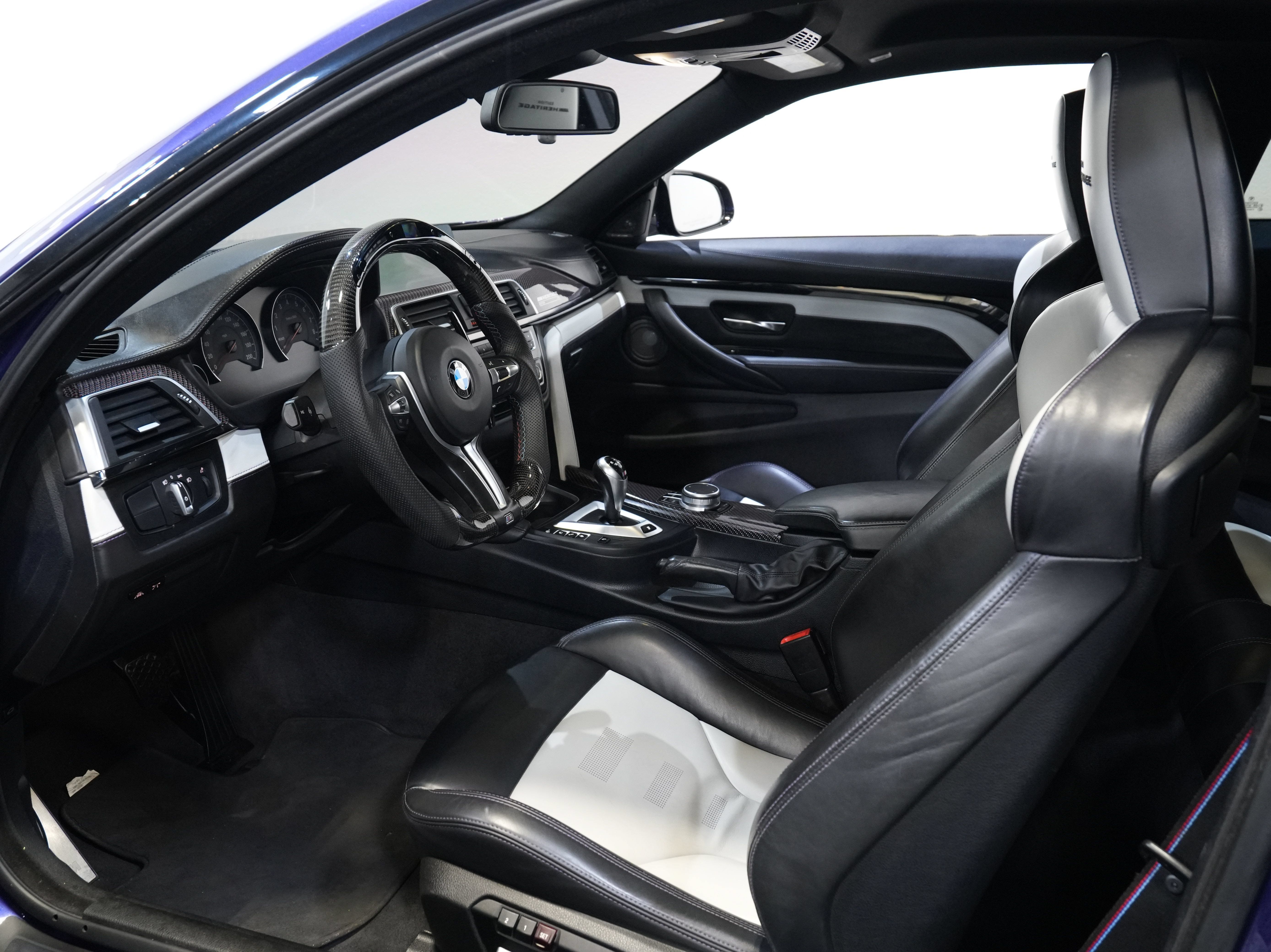 Used 2020 BMW M4 Coupe w/ Competition Package RWD image 28