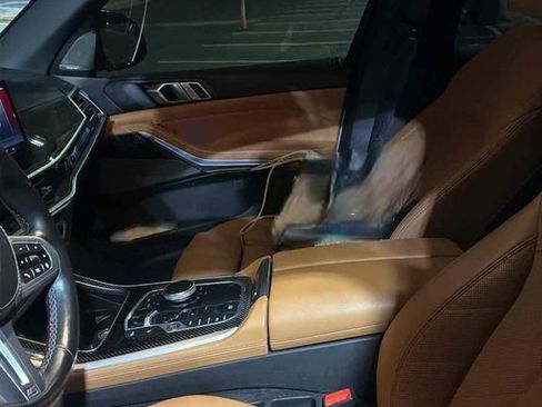 Used 2024 BMW X5 M60i image 11