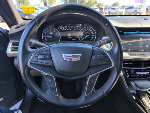 Used 2018 Cadillac CT6 Luxury image 24