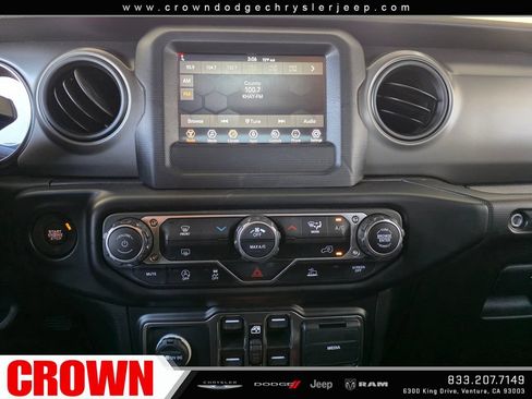 Used 2022 Jeep Wrangler Unlimited Sport AWD/4WD image 24