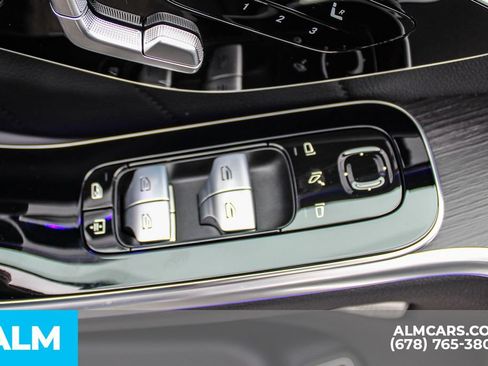 Used 2025 Mercedes-Benz S 580 4MATIC Sedan image 38