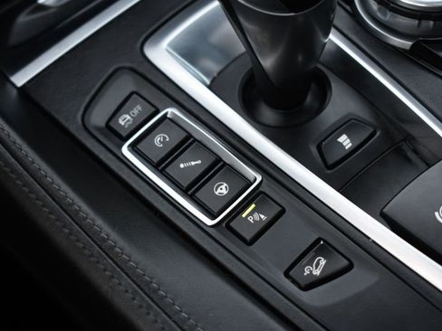 Used 2016 BMW X5 M image 37