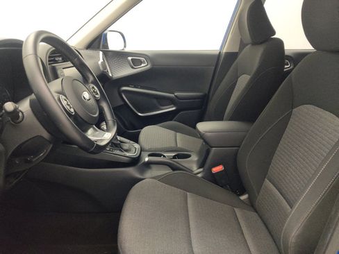 Used 2021 Kia Soul GT-Line FWD image 17
