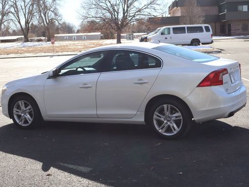 Used 2015 Volvo S60 T5 Premier image 8