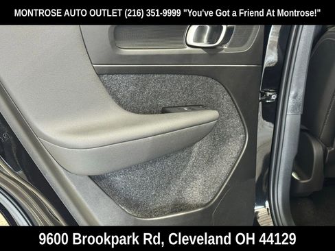 New 2026 Volvo XC40 B5 Core w/ Protection Package Premier image 31