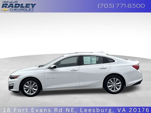 Used 2024 Chevrolet Malibu LT image 2