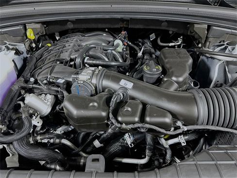 New 2025 Jeep Grand Cherokee Limited w/ Luxury Tech Group II image 18