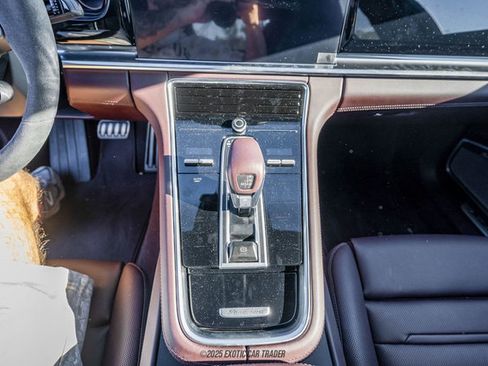 Used 2023 Porsche Panamera GTS image 25