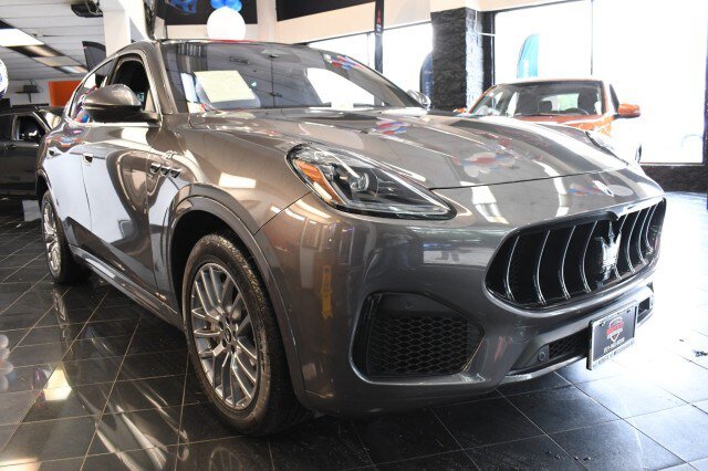 Used 2023 Maserati Grecale Modena AWD/4WD image 3