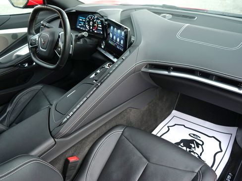 Used 2022 Chevrolet Corvette Stingray Preferred Cpe w/ 2LT image 35