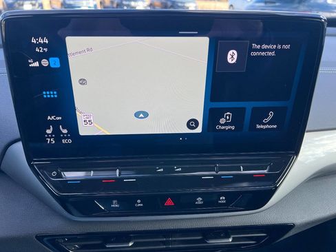 Used 2023 Volkswagen ID.4 Pro S Plus image 13