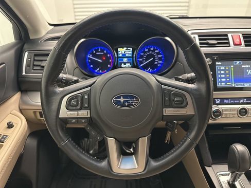Used 2015 Subaru Outback 2.5i Premium AWD/4WD image 18