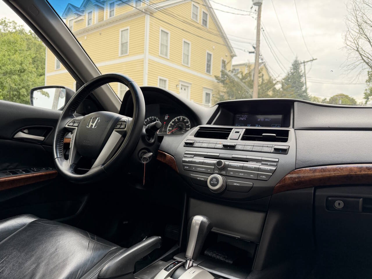 Used 2011 Honda Accord EX-L image 15