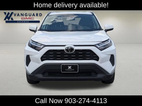 Used 2022 Toyota RAV4 XLE w/ Convenience Package AWD/4WD image 2