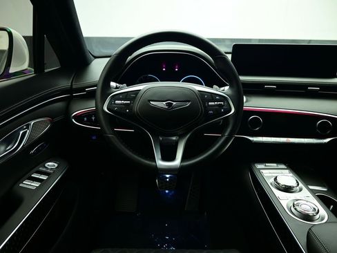 Used 2025 Genesis GV70 3.5T Sport w/ Sport Prestige Package AWD/4WD image 33