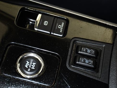Used 2020 Mitsubishi Outlander SEL AWD/4WD image 31