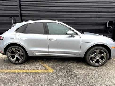 New 2025 Porsche Macan image 11