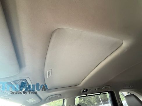 Used 2014 Honda Odyssey EX-L image 32
