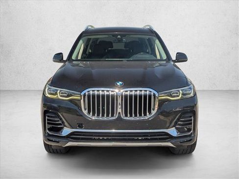 Used 2020 BMW X7 xDrive40i w/ Cold Weather Package AWD/4WD image 2