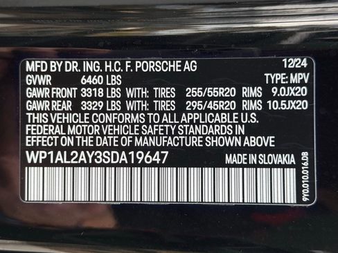 New 2025 Porsche Cayenne S AWD/4WD image 37