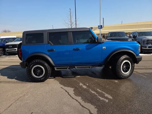 Used 2023 Ford Bronco Big Bend w/ Sasquatch Package image 2