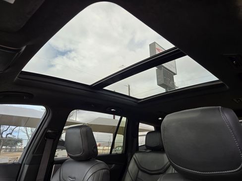 Certified 2020 Cadillac XT6 Sport w/ Platinum Package image 14