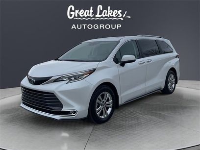 Used 2024 Toyota Sienna Platinum