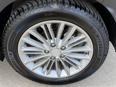 Used 2021 Hyundai Kona SEL Plus image 7