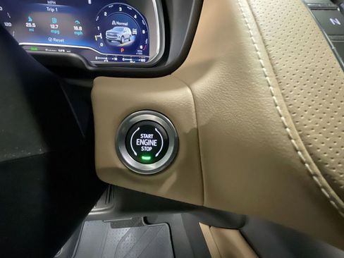 Used 2024 Chevrolet Tahoe Premier image 16