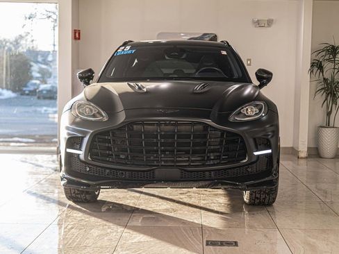 Used 2025 Aston Martin DBX 707 AWD/4WD image 2