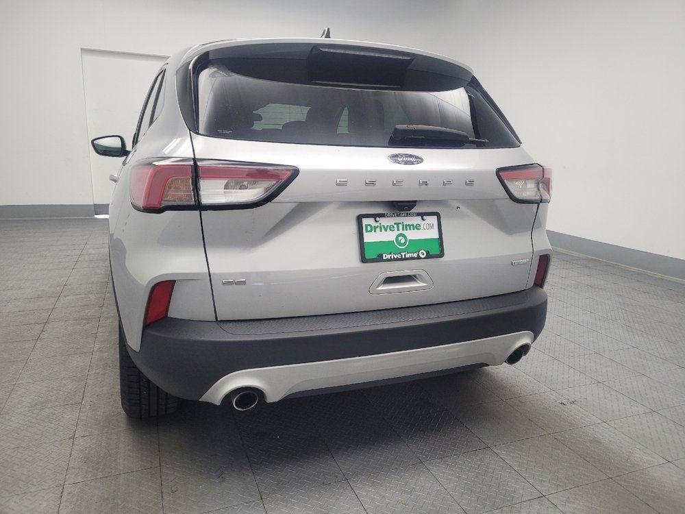 Used 2020 Ford Escape SE FWD image 6