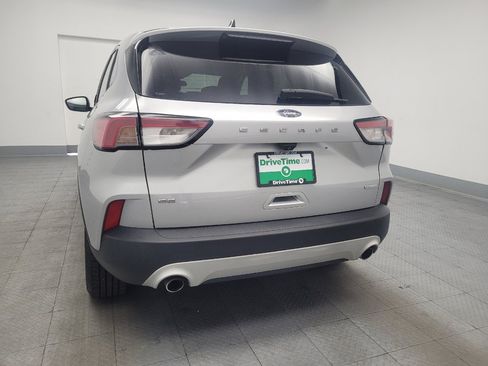 Used 2020 Ford Escape SE FWD image 6