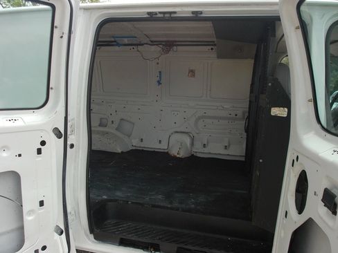 Used 2003 Ford E-250 and Econoline 250 Extended RWD image 22