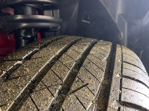 Used 2025 Jeep Compass Limited image 35