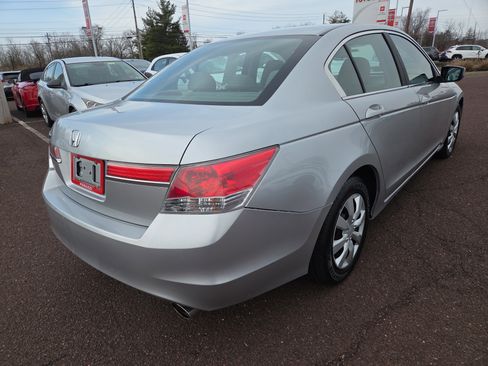 Used 2012 Honda Accord LX image 3