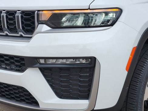 New 2026 Jeep Grand Cherokee Limited image 5