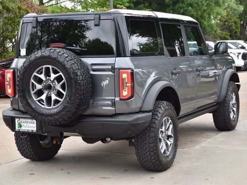Used 2025 Ford Bronco Badlands AWD/4WD image 6