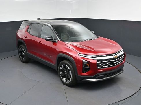 New 2026 Chevrolet Equinox LT w/ Convenience Package II AWD/4WD image 1