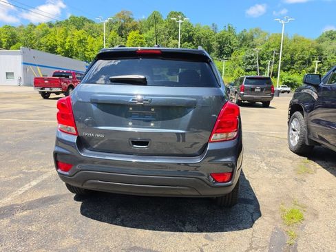Used 2022 Chevrolet Trax LT w/ Sport Edition AWD/4WD image 5