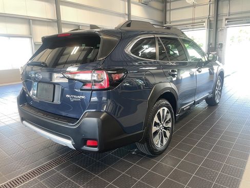 Used 2024 Subaru Outback Limited AWD/4WD image 19