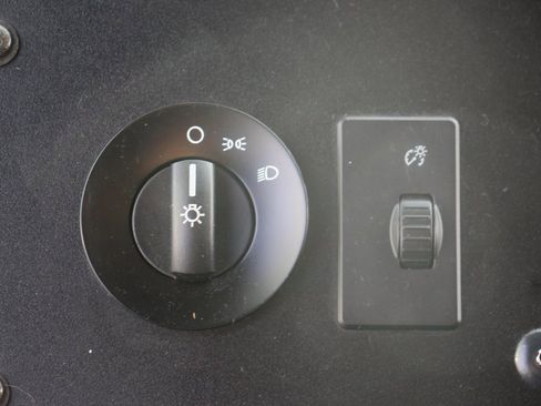 Used 2019 Ford E-450 and Econoline 450 Super Duty image 26