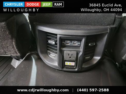 Used 2024 RAM 2500 Laramie AWD/4WD image 28