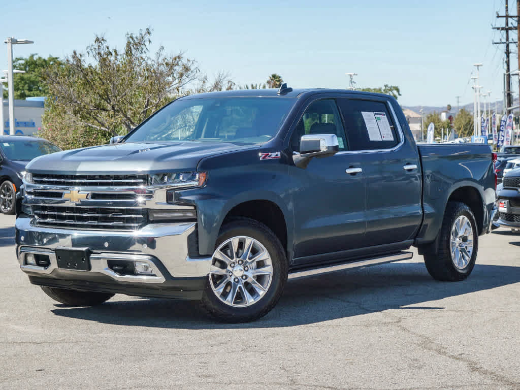 Used 2020 Chevrolet Silverado 1500 LTZ w/ LTZ Premium Package AWD/4WD image 12
