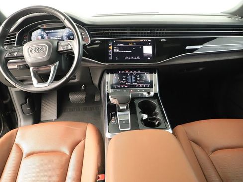 Used 2019 Audi Q8 Premium Plus w/ Premium Plus AWD/4WD image 18