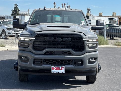 New 2026 RAM 3500 Laramie AWD/4WD image 8